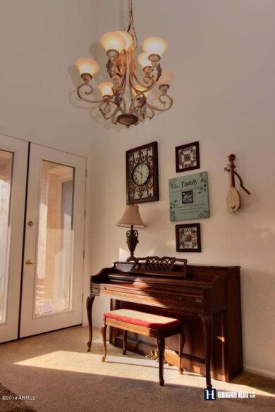 7 Living Room 37