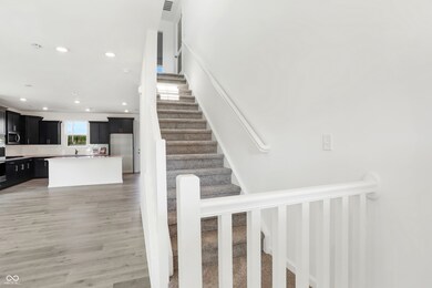 660 Bluestem Cir, New Whiteland, IN 46184 - photo 5