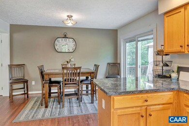 3950 Boston Creek Dr, Charlottesville, VA 22902 - photo 4