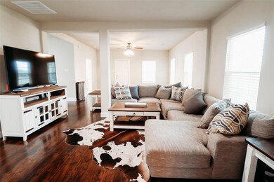 105 E 15th St, Bonham, TX 75418 - photo 5