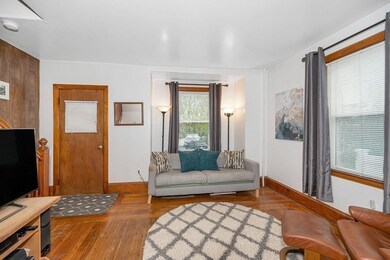 59 1/2 Valley St, Wakefield, MA 01880 - photo 3