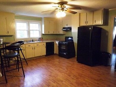 106 Holloway St, Ethridge, TN 38456 - photo 4