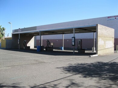 5505 W Glendale Ave unit 2, Glen Dale, AZ 85301 - photo 2