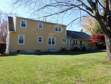 46 Braintree Rd, West Springfield, MA 01089 - photo 3