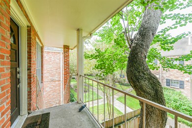 847 Wax Myrtle Ln unit A, Houston, TX 77079 - photo 3