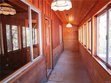 Mud room or 