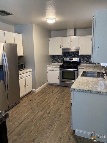 front house kitchen