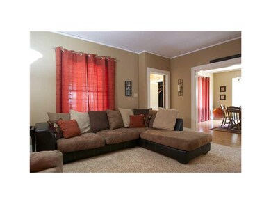 Living Room-L2.
