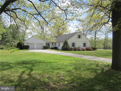 17 Oak Ln, Penns Grove, NJ 08069 - photo 2