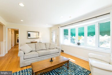 2203 Westridge Rd, Lutherville Timonium, MD 21093 - photo 4