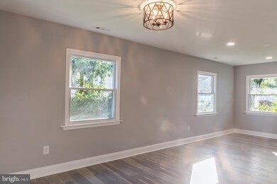 25 Bucknell Ln, Willingboro, NJ 08046 - photo 5