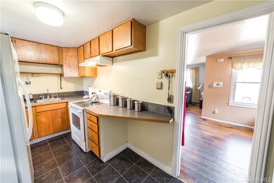 13799 34th Ave S, Tukwila, WA 98168 - photo 7