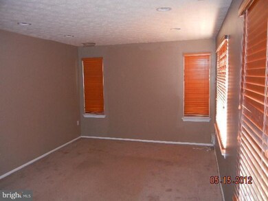 11406 Honeysuckle Ct unit 3, Upper Marlboro, MD 20774 - photo 3