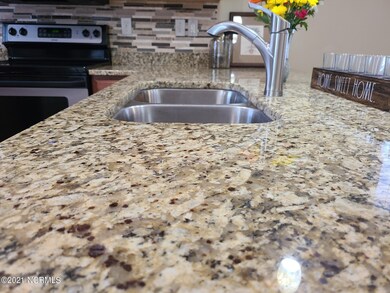 5128 Exton granite counter