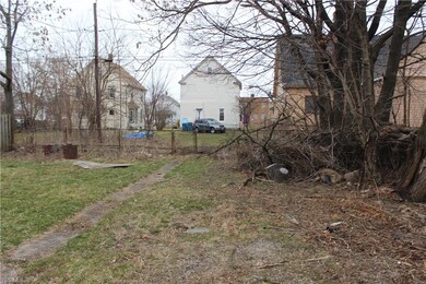 1785 E 33rd St, Lorain, OH 44055 - photo 4