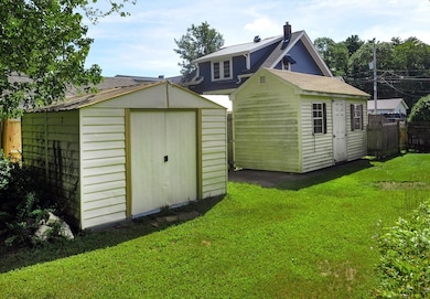 27 Swan Ave, South Weymouth, MA 02190 - photo 2