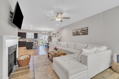 743 Hadstock Path-18
