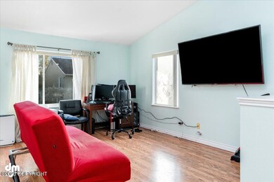 06-Living Room_ELI03622-Edit