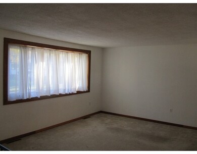 7 Huron Dr, Hudson, MA 01749 - photo 4