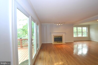 5200 Lightfoot Path, Columbia, MD 21044 - photo 4
