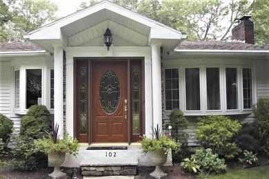 102 Richard Rd, Clarks Summit, PA 18411 - photo 2