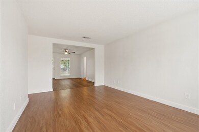 3021 Dupree St, Irving, TX 75062 - photo 4