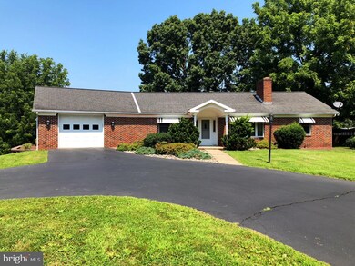 12 Grant Ct, Boyertown, PA 19512 - photo 2