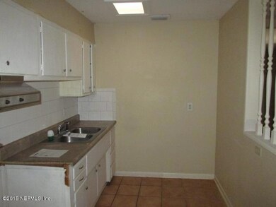 4008 Peter Rabbit Dr, Jacksonville, FL 32210 - photo 6