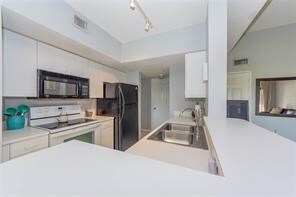 1670 N 42nd Cir unit 202, Vero Beach, FL 32967 - photo 2