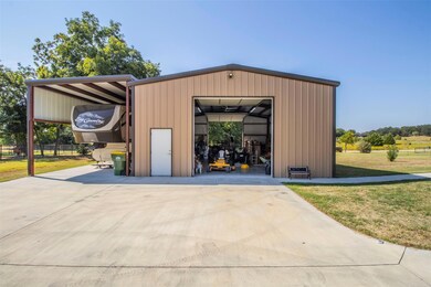 116 Lucy Kirk Ln, Springtown, TX 76082 - photo 3