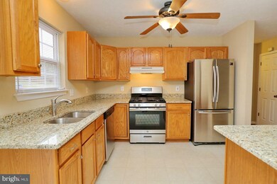 7045 Heather Dr, Bryans Road, MD 20616 - photo 4