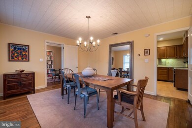 705 N 27th St, Allentown, PA 18104 - photo 4