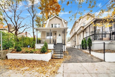 4411 Edson Ave, Bronx, NY 10466 - photo 2