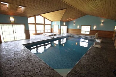 28730 W Harvest Glen Cir, Cary, IL 60013 - photo 2