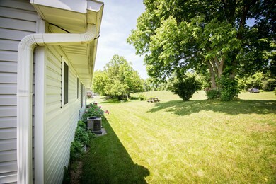 Beautiful Back Yard with Private Country Feel