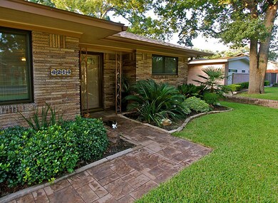 6214 Cindy Ln, Houston, TX 77008 - photo 2