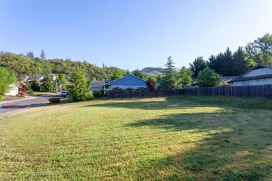 408 Cypress Ave, Rogue River, OR 97537 - photo 6