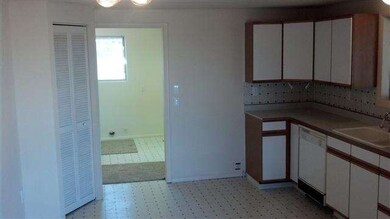 723 W Idaho Ave, Homedale, ID 83628 - photo 5