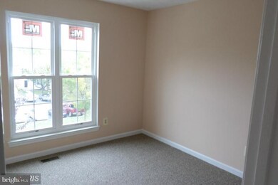 9594 Donnan Castle Ct, Laurel, MD 20723 - photo 6