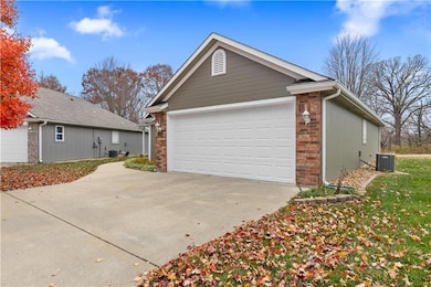 5416 S Downey Ct, Independence, MO 64055 - photo 5