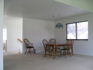 18663 Golfview Dr, Hazel Crest, IL 60429 - photo 6