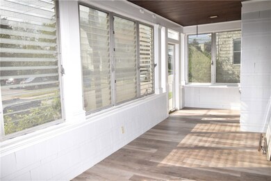 30 Richard St, Cranston, RI 02910 - photo 2