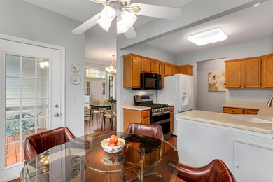 1586 Orchard Cir unit 3804, Naperville, IL 60565 - photo 5