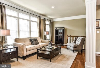 42605 Offenham Terrace, Chantilly, VA 20152 - photo 4