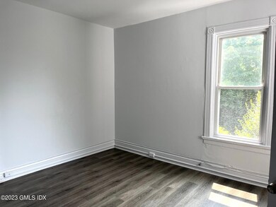 Bdrm Apt4