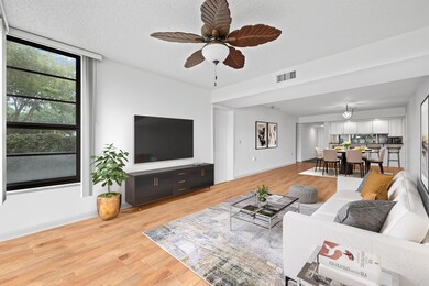 3526 Whitehall Dr unit 1060, West Palm Beach, FL 33401 - photo 4