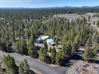 1-web-or-mls-52995 Loop Drive-1