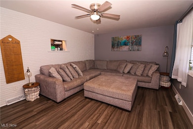 1128 Myrtle Ave, Ashtabula, OH 44004 - photo 3