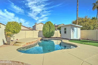 5204 W Geronimo St-33