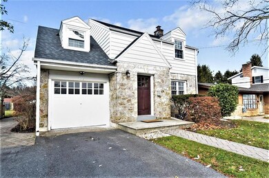 1627 W Greenleaf St, Allentown, PA 18102 - photo 2